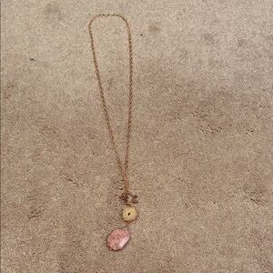 Elegant Gold and Pink Pendant Necklace